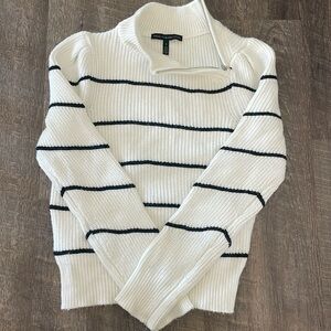 WHBM White Stripe Puff Side neck Zip Sweater, Small